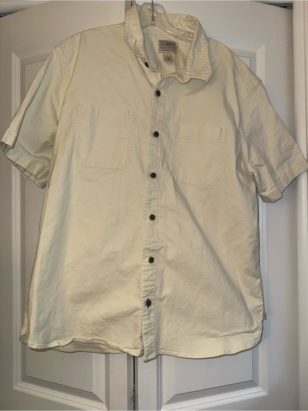 L.L. Bean Men's Short-Sleeve Button-Down Shirt in Cream